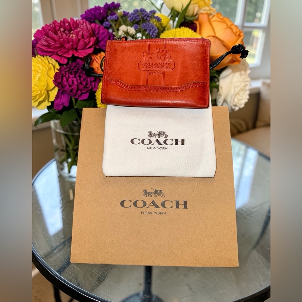 Coach Tatersall NEW IN BOX Leatherware Rust Red Leather Zip Card Case - Picture 3 of 7